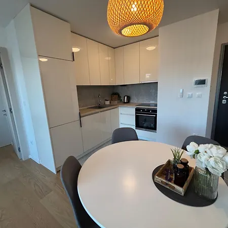 Adriatic Crown Split